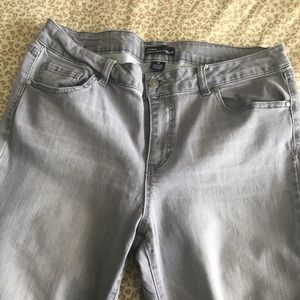 Used gray skinny jeans